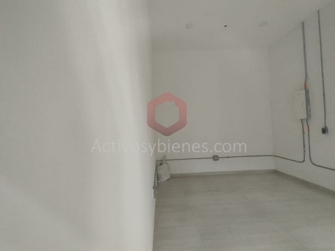 Local en arriendo en San Diego, Itagüí, 14 m² · foto 2 de 6
