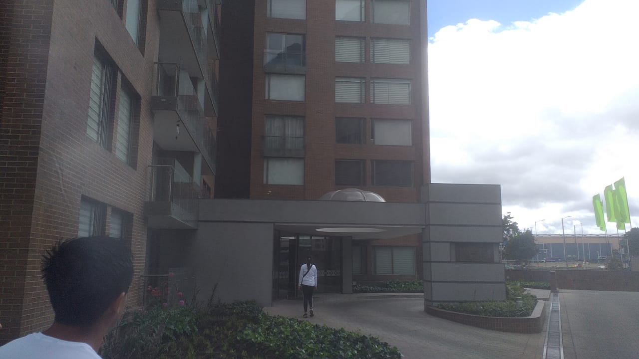 Apartamento en venta en Ciudad Salitre, Bogotá · foto 2 de 24