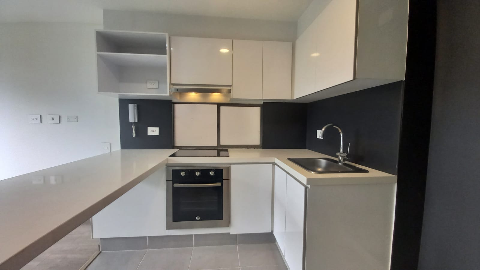 Apartamento en venta en Ciudad Salitre, Bogotá · foto 9 de 24