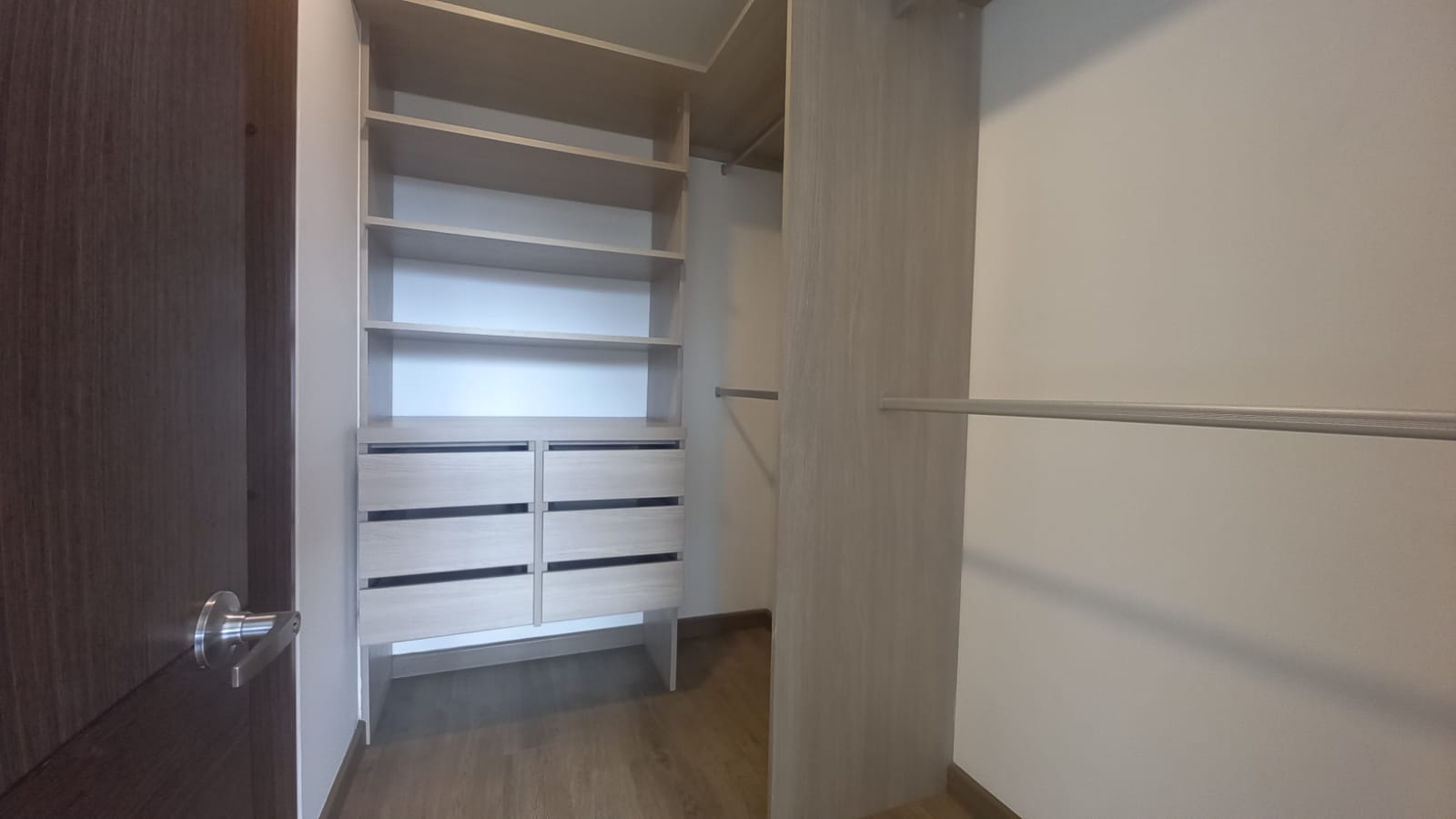 Apartamento en venta en Ciudad Salitre, Bogotá · foto 16 de 24