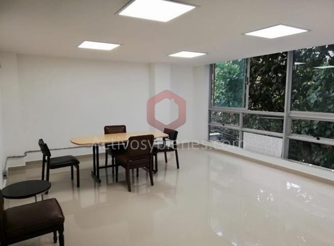 Oficina en arriendo en Laureles, Medellín, 70 m² · foto 3 de 11