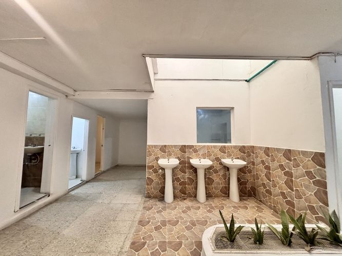 Casa de 18 alcobas en arriendo en El Golf, Barranquilla, 554 m² · foto 12 de 24