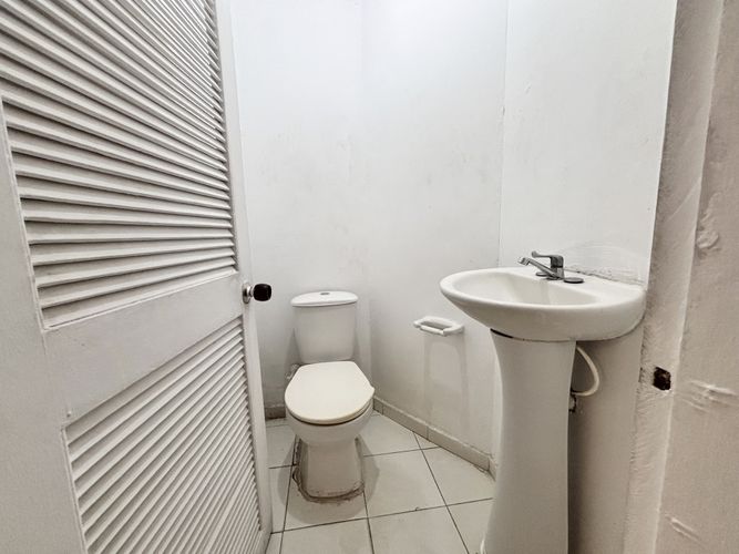 Casa de 18 alcobas en arriendo en El Golf, Barranquilla, 554 m² · foto 16 de 24