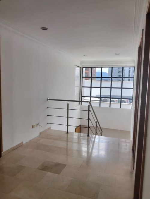 Apartamento de 3 alcobas en venta en La Bella, Pereira, 230 m² · foto 16 de 19