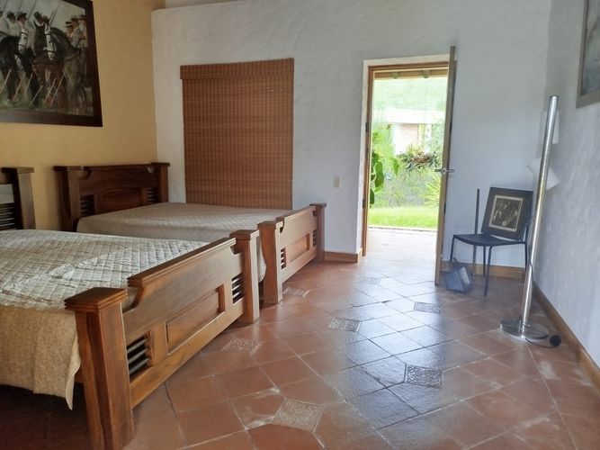 Casa de 5 alcobas en arriendo en Guarne, 500 m² · foto 12 de 20