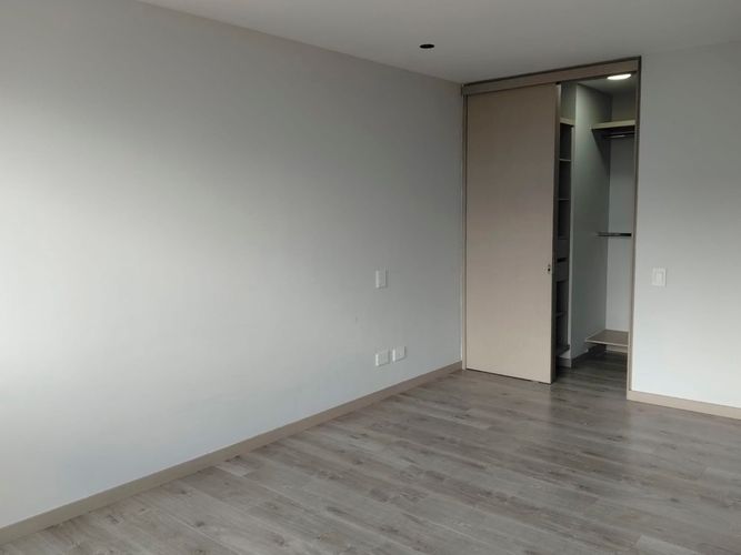 Apartamento de 3 alcobas en arriendo en El Poblado, Medellín, 148 m² · foto 12 de 18