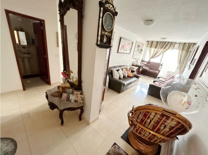 Apartamento de 3 alcobas en venta en La Aurora, Bucaramanga, 70 m² · foto 10 de 24
