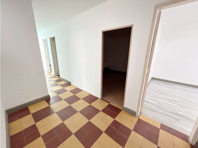 Casa de 9 alcobas en venta en El Prado, Bucaramanga, 310 m² · foto 24 de 24