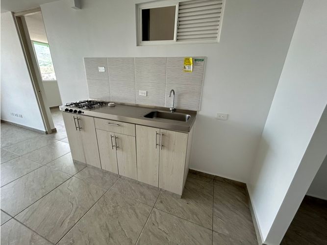 Apartamento de 3 alcobas en venta en Quintas Del Llanito, Girón, 58 m² · foto 4 de 24