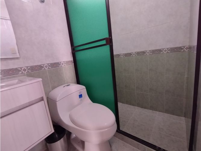 Casa de 5 alcobas en venta en Villa España, Floridablanca, 200 m² · foto 9 de 24
