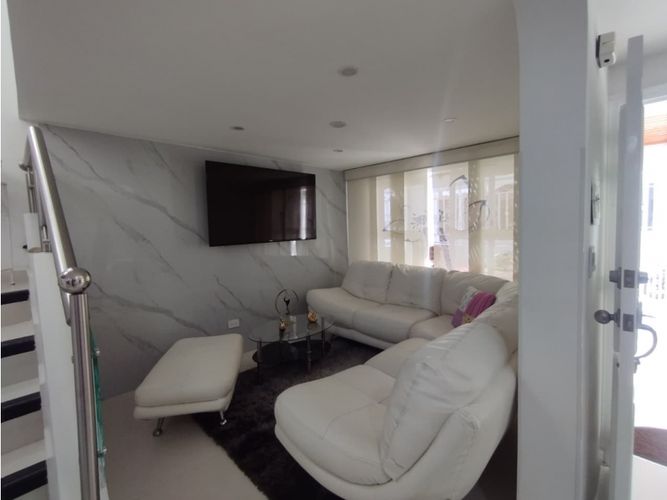 Casa de 5 alcobas en venta en Villa España, Floridablanca, 200 m² · foto 10 de 24