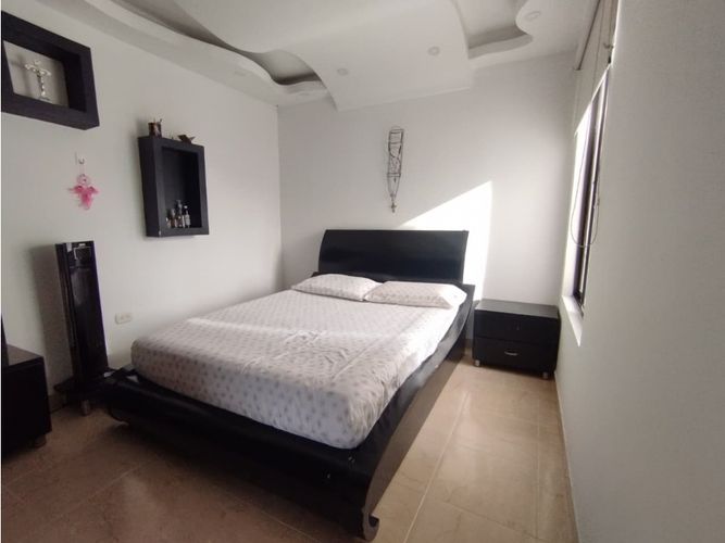 Casa de 5 alcobas en venta en Villa España, Floridablanca, 200 m² · foto 12 de 24