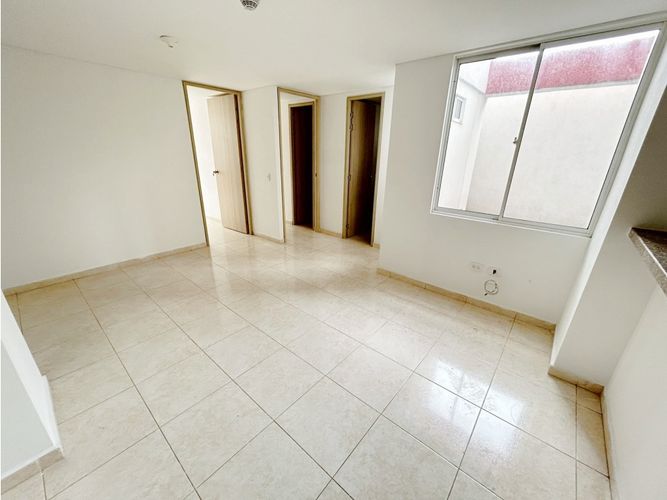 Apartamento de 2 alcobas en venta en Comuneros, Bucaramanga, 60 m² · foto 2 de 24