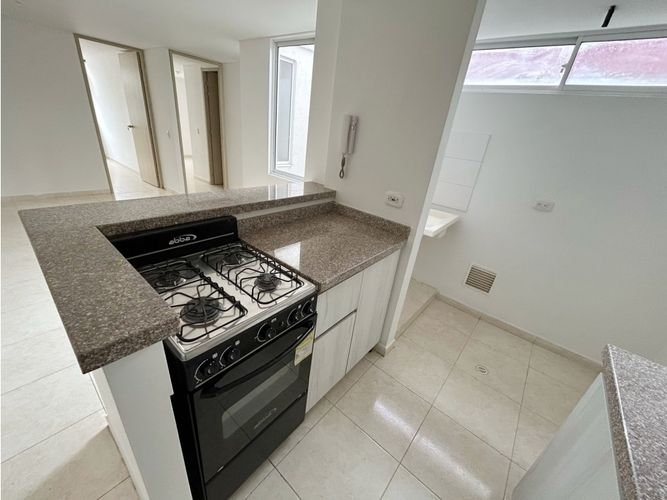 Apartamento de 2 alcobas en venta en Comuneros, Bucaramanga, 60 m² · foto 7 de 24