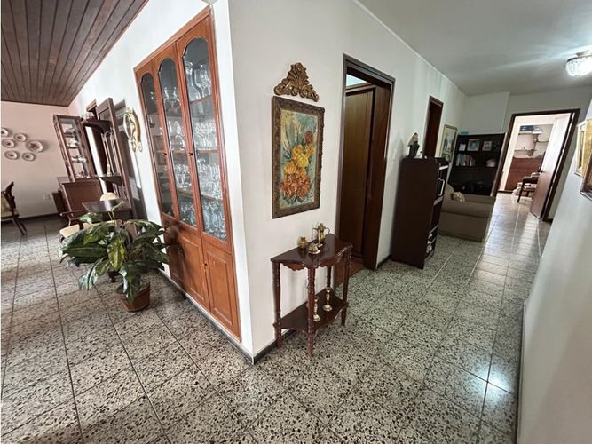 Apartamento de 5 alcobas en venta en Sotomayor, Bucaramanga, 190 m² · foto 6 de 24