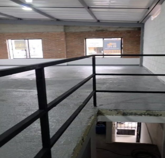 Warehouse for sale in Cristo rey, Medellín 2