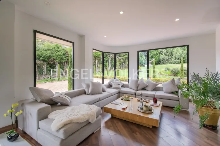 Casa de 4 alcobas en venta en Yerbabuena, Chía, 640 m² · foto 2 de 20