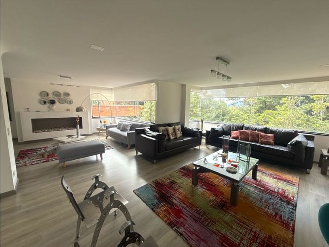 Apartamento de 3 alcobas en venta en Cerros De Suba, Bogotá, 300 m² · foto 6 de 24