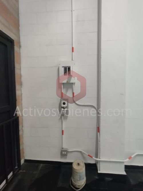 Bodega en arriendo en Cristo Rey, Medellín, 240 m² · foto 13 de 18