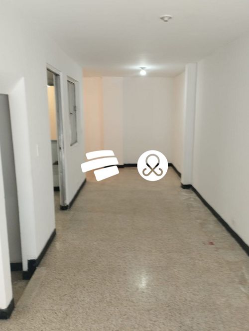 Local en venta en Boston, Medellín, 43 m² · foto 3 de 9