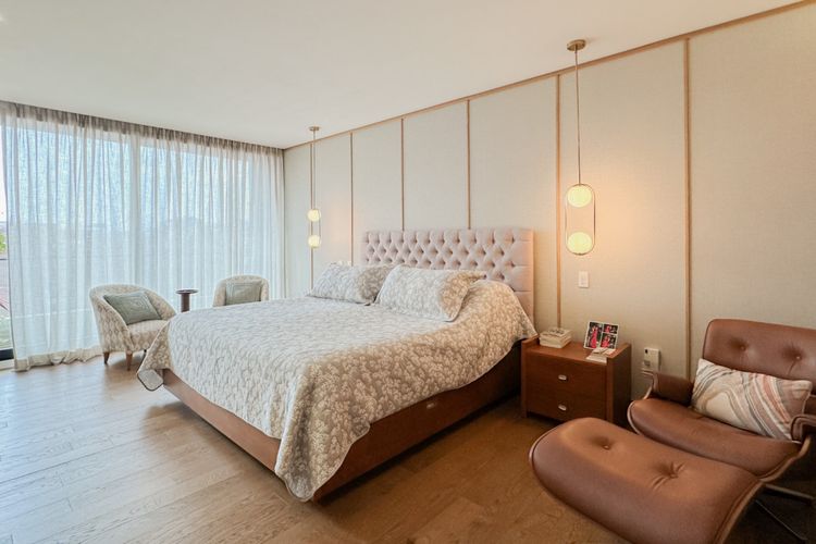 Apartamento de 3 alcobas en venta en La Cabrera, Bogotá, 249 m² · foto 13 de 24