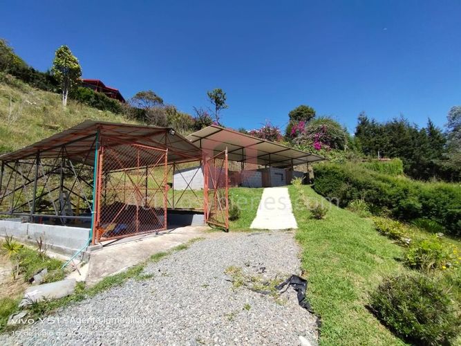 Finca en venta en Piedras Blancas, Guarne, 9311 m² · foto 5 de 21