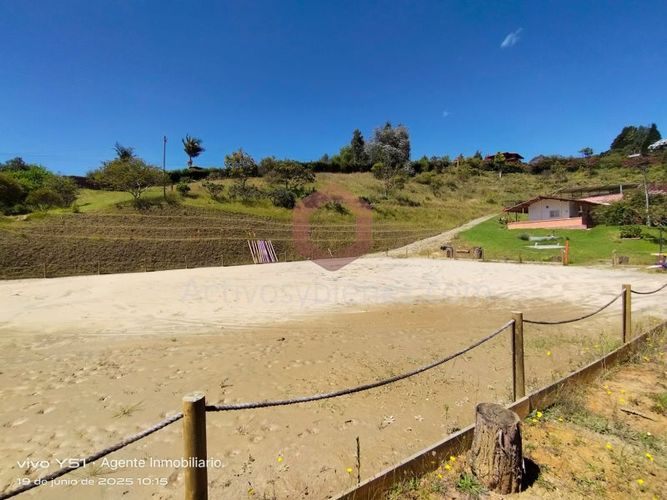 Finca en venta en Piedras Blancas, Guarne, 9311 m² · foto 12 de 21