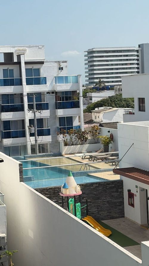Apartamento de 2 alcobas en arriendo en Crespo, Cartagena, 84 m² · foto 10 de 13