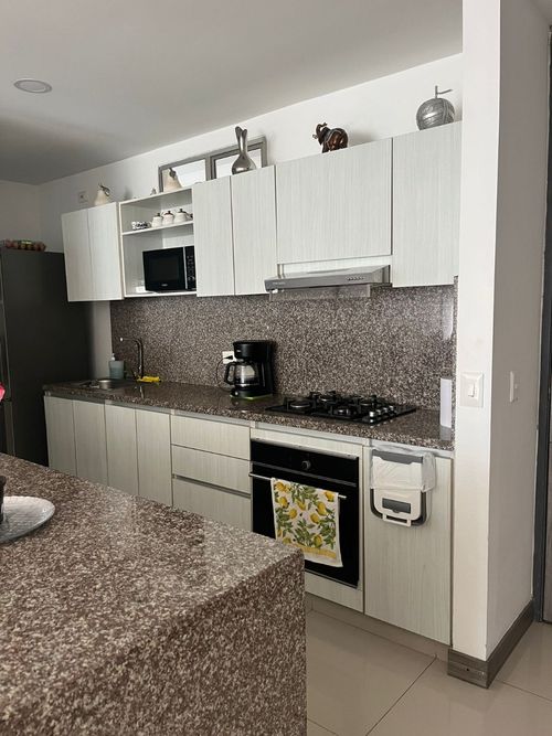 Apartamento de 2 alcobas en arriendo en Crespo, Cartagena, 84 m² · foto 6 de 13
