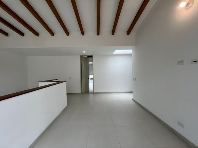 Casa de 3 alcobas en venta en El Porvenir, Rionegro, 168 m² · foto 3 de 16