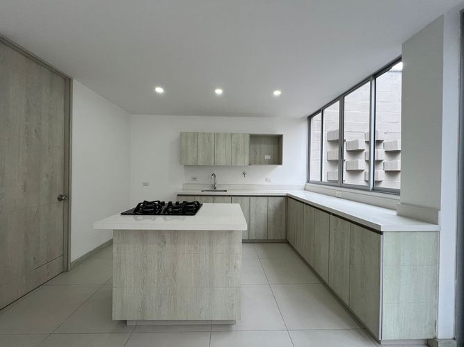Casa de 3 alcobas en venta en El Porvenir, Rionegro, 168 m² · foto 7 de 16