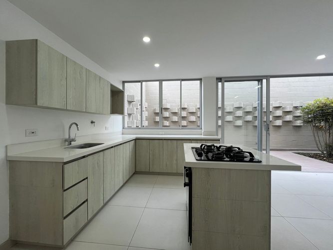 Casa de 3 alcobas en venta en El Porvenir, Rionegro, 168 m² · foto 6 de 16