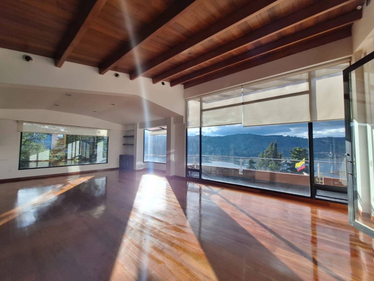 Casa en arriendo en Conjunto Casa De Campo, La Calera · foto 7 de 24