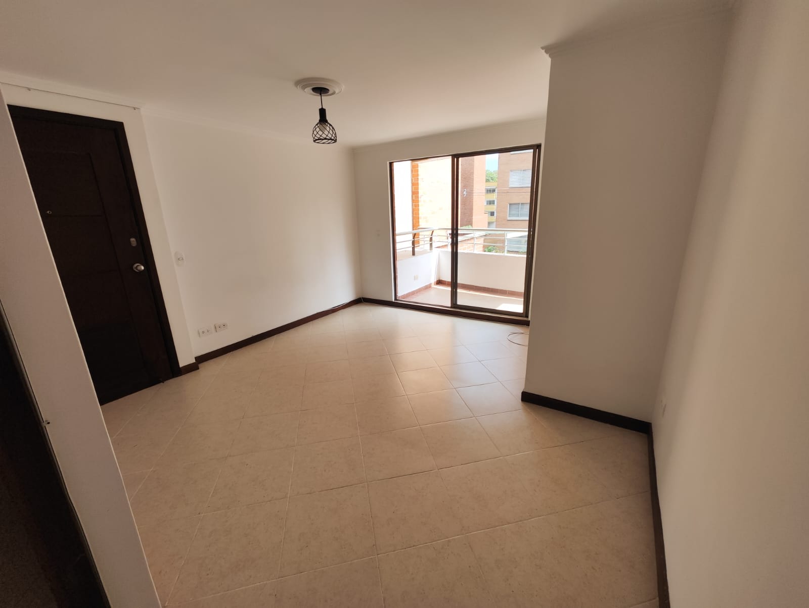 Apartamento en arriendo en Laureles, Medellín · foto 5 de 18