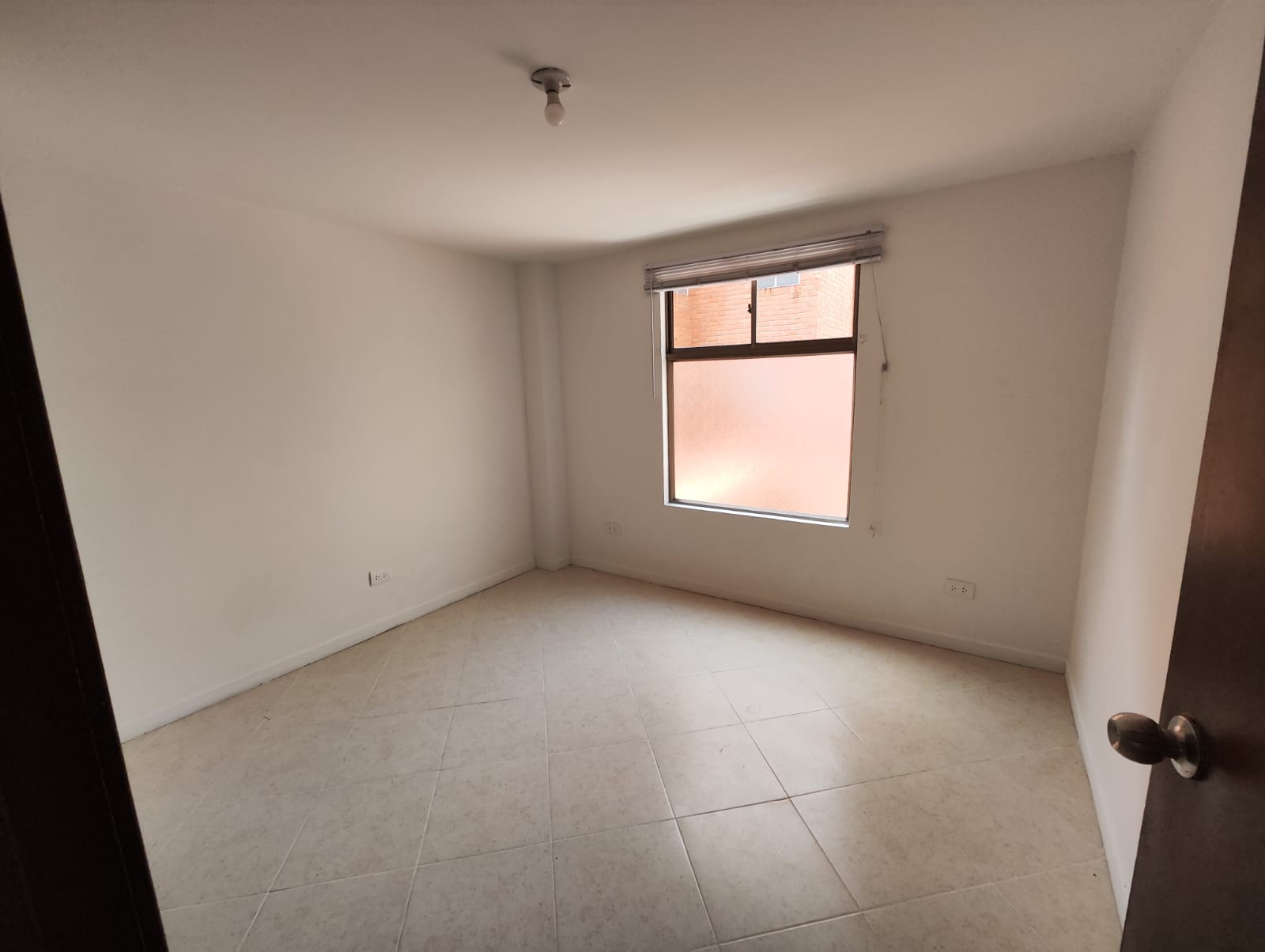 Apartamento en arriendo en Laureles, Medellín · foto 11 de 18