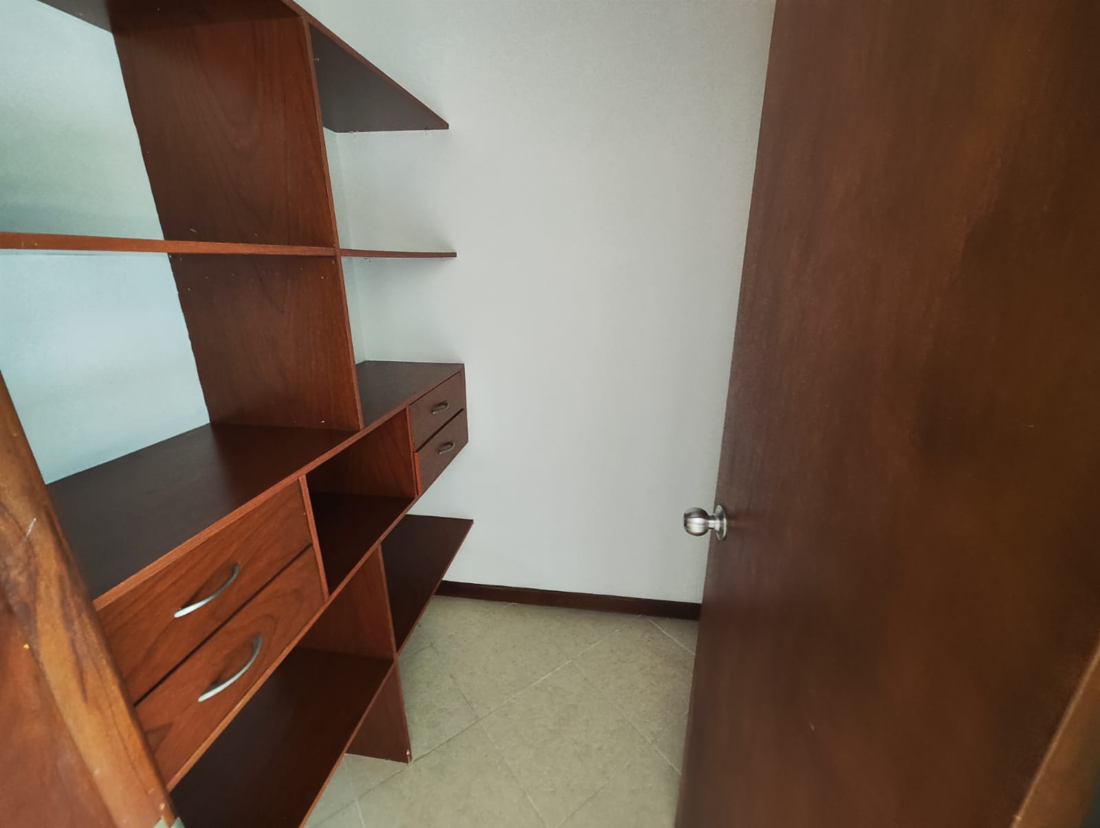 Apartamento en arriendo en Laureles, Medellín · foto 12 de 18