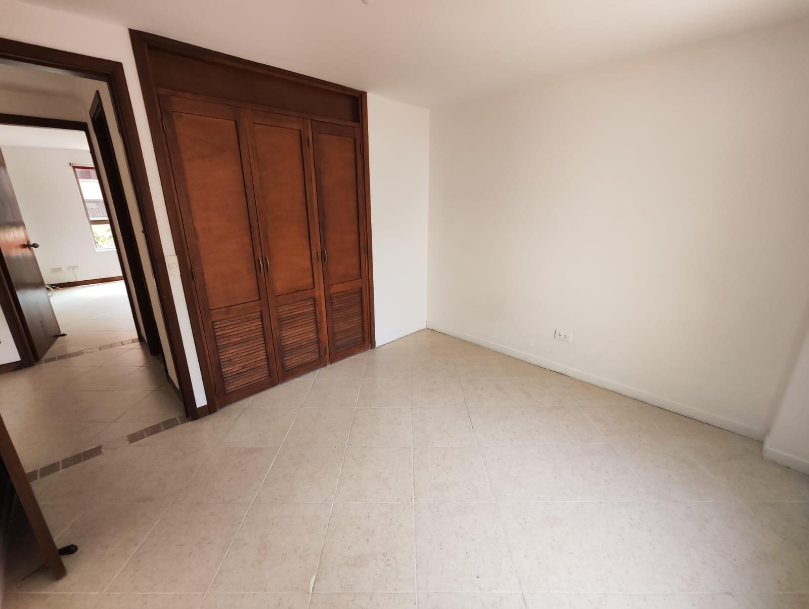 Apartamento en arriendo en Laureles, Medellín · foto 13 de 18