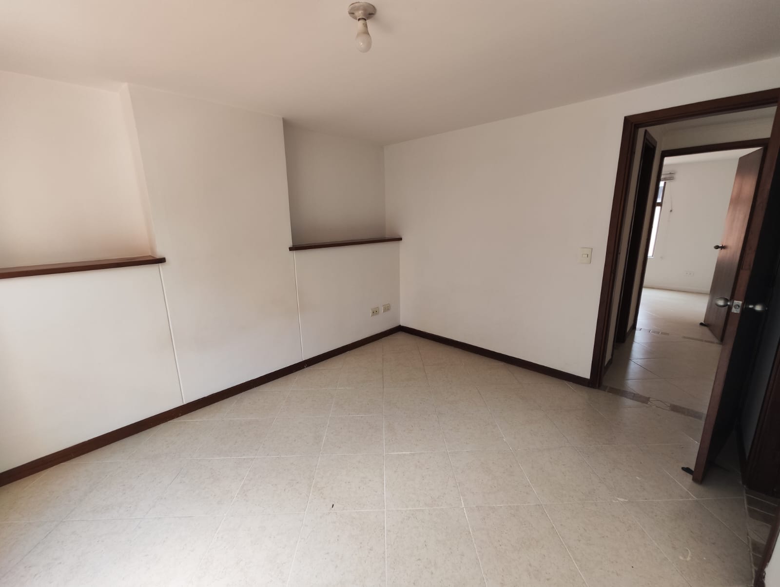 Apartamento en arriendo en Laureles, Medellín · foto 14 de 18