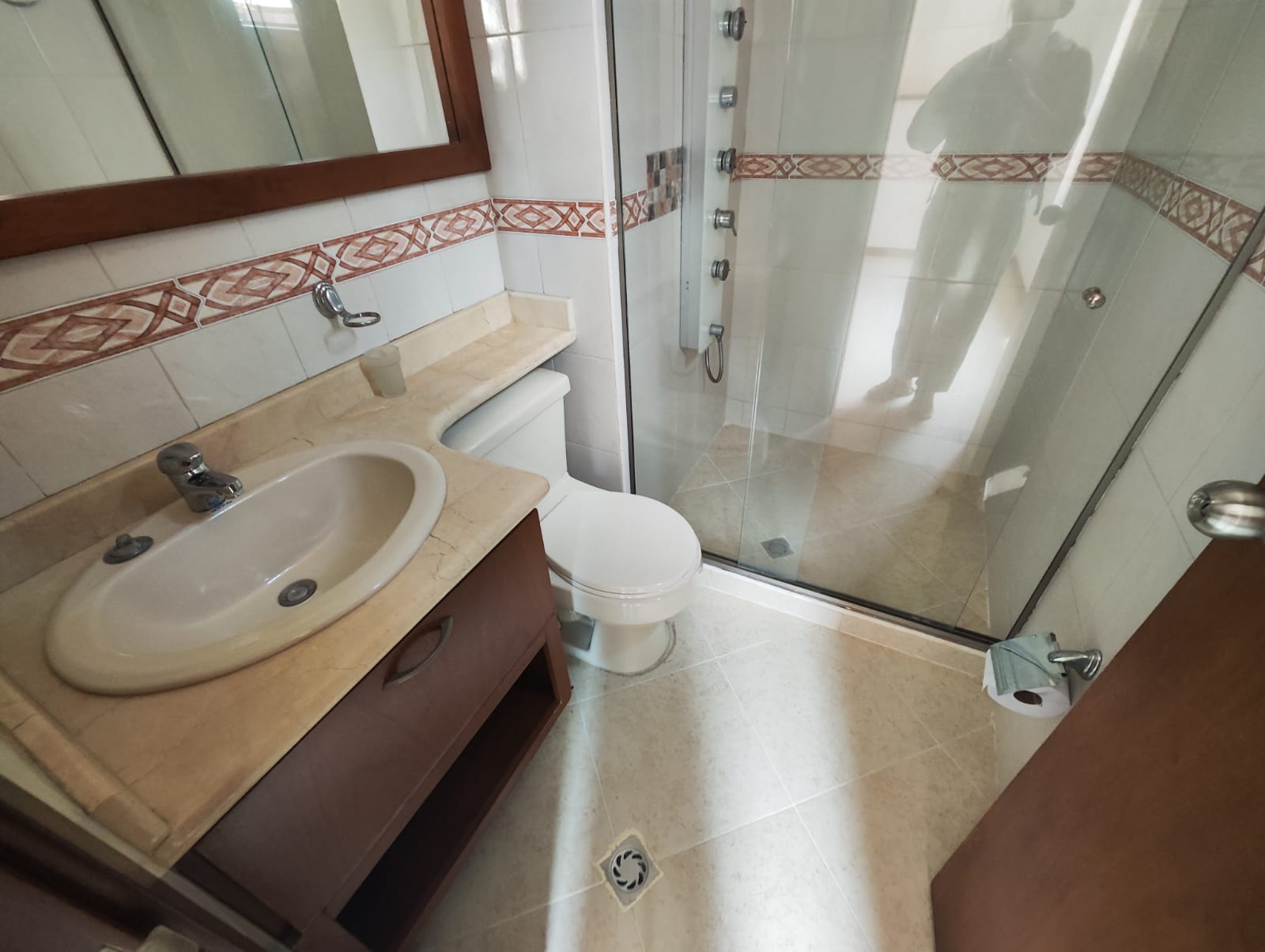 Apartamento en arriendo en Laureles, Medellín · foto 15 de 18