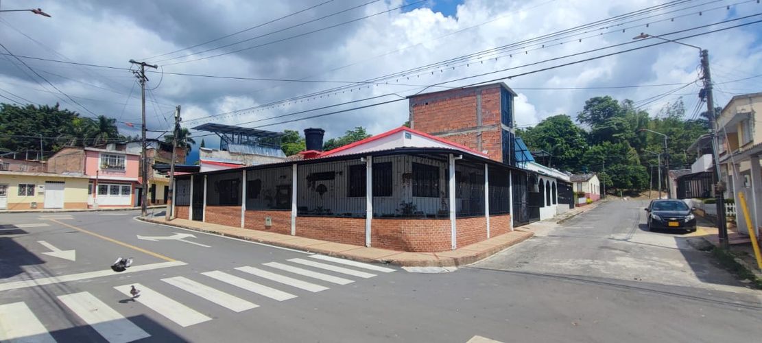 Casa de 4 alcobas en venta en Castellana, Ibagué, 162 m² · foto 21 de 24