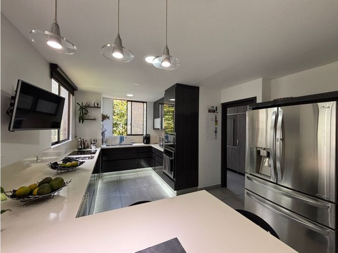 Apartamento de 4 alcobas en venta en Los Balsos, Medellín, 315 m² · foto 3 de 17