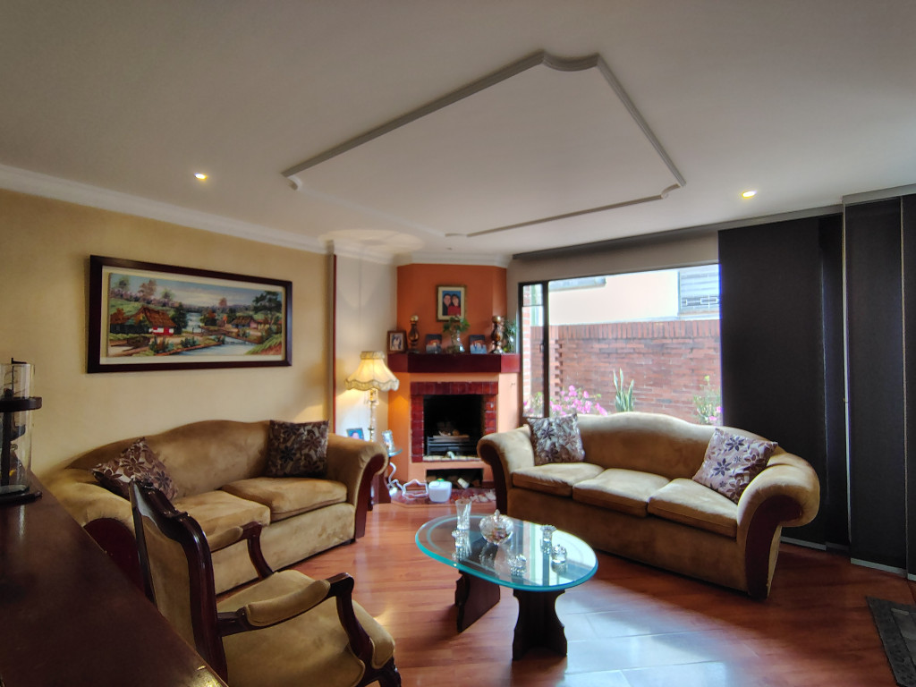 Casa en venta en Cedritos, Bogotá · foto 4 de 24