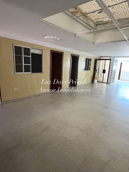 Apartamento de 5 alcobas en venta en Bolarqui, Bucaramanga, 208 m² · foto 3 de 21