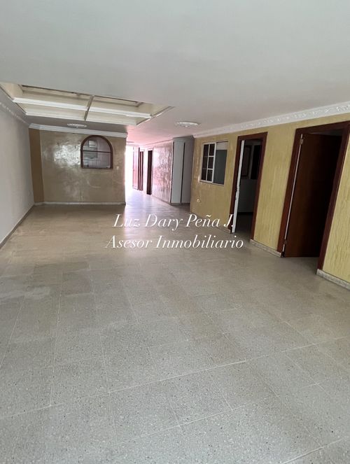 Apartamento de 5 alcobas en venta en Bolarqui, Bucaramanga, 208 m² · foto 1 de 21