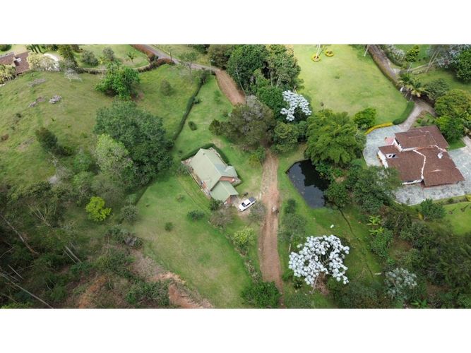 Casa de 4 alcobas en venta en San Miguel, La Ceja, 240 m² · foto 17 de 20