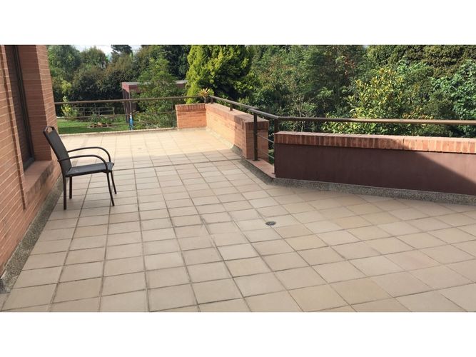 Casa de 3 alcobas en venta en Pueblo Viejo, Cota, 350 m² · foto 8 de 18