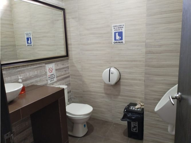 Local en venta en Jardin, Bucaramanga, 141 m² · foto 14 de 20