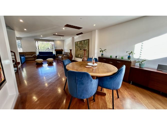 Casa de 3 alcobas en venta en Santa Ana Oriental, Bogotá, 217 m² · foto 3 de 24