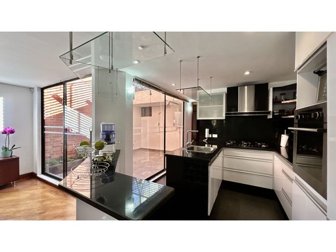 Casa de 3 alcobas en venta en Santa Ana Oriental, Bogotá, 217 m² · foto 7 de 24