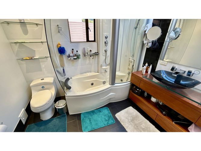 Casa de 3 alcobas en venta en Santa Ana Oriental, Bogotá, 217 m² · foto 14 de 24